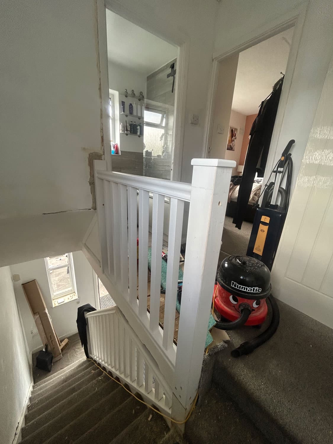 Hallway Balustrade Refurbishment by T Lefort Carpentry in Hertfordshire